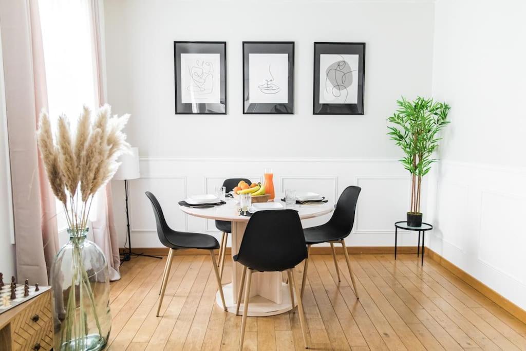 Appartement Lumineux 2 Chambres Coeur De Tours Esterno foto