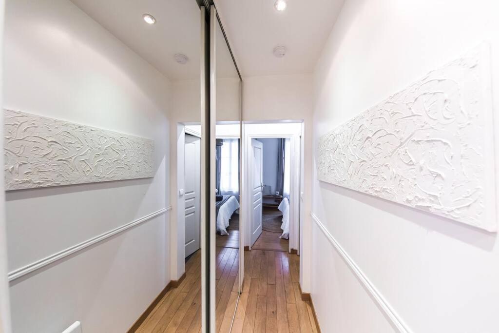 Appartement Lumineux 2 Chambres Coeur De Tours Esterno foto